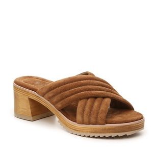 Matisse Retro Suede Heels